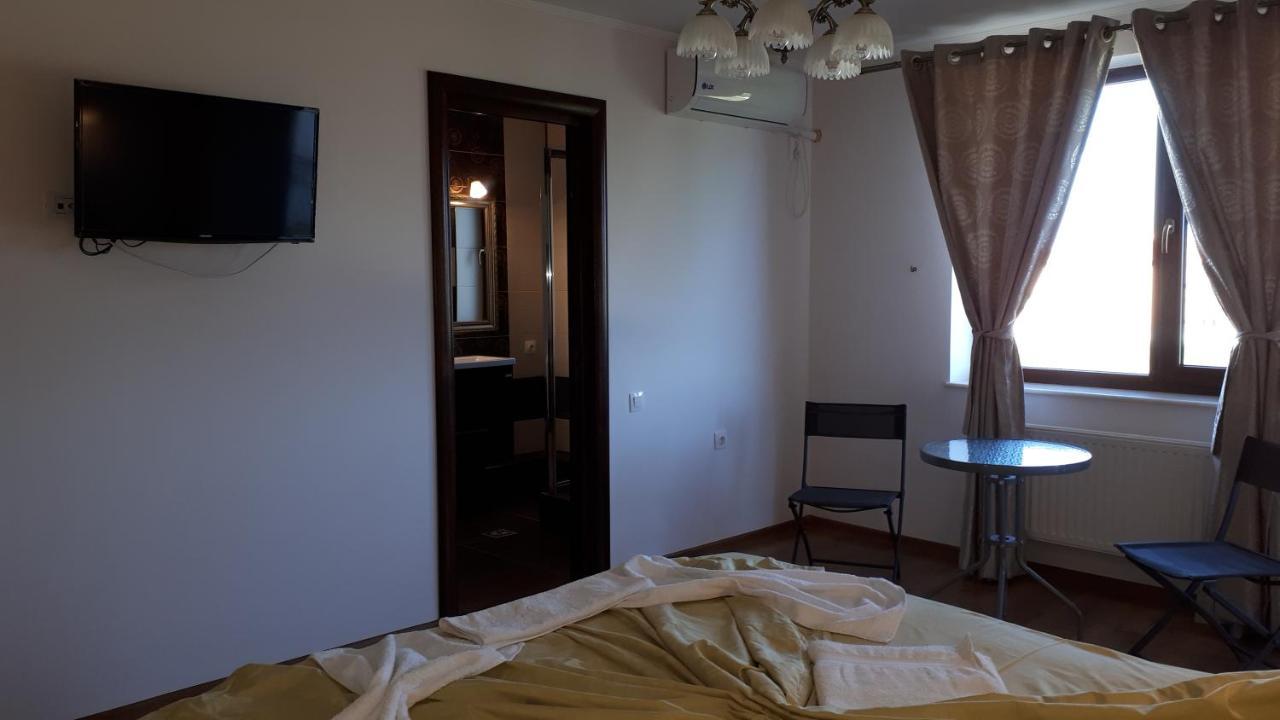 Vila "Livia" Hotel Techirghiol Exterior photo